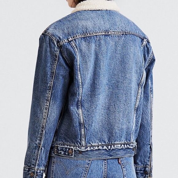 Levi’s Ex Boyfriend Sherpa Lined Trucker Denim Jacket Aritzia Womens S - Picture 4 of 11